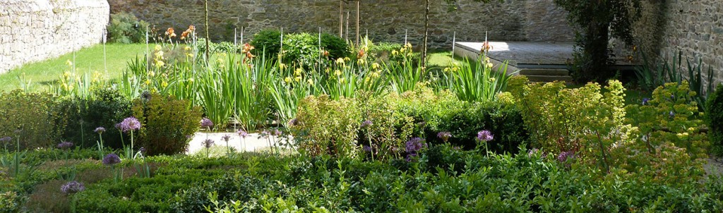 Jardin Ernest Renan, un filtre d’Iris au cœur du Jardin.